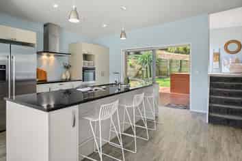 28 Robertson Street, Raglan