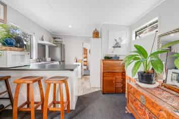 12 Chenery Road, Red Beach