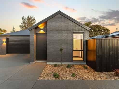 1/123 Kennedys Bush Road, Halswell