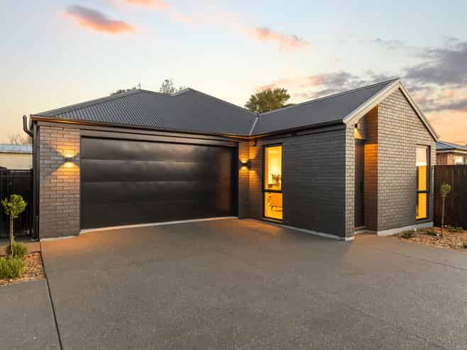 1/123 Kennedys Bush Road, Halswell