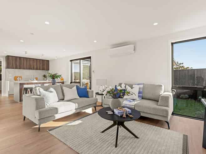 1/123 Kennedys Bush Road, Halswell