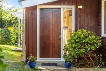 22 Rondane Place, Tirohanga