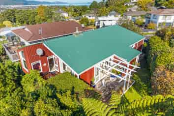 22 Rondane Place, Tirohanga
