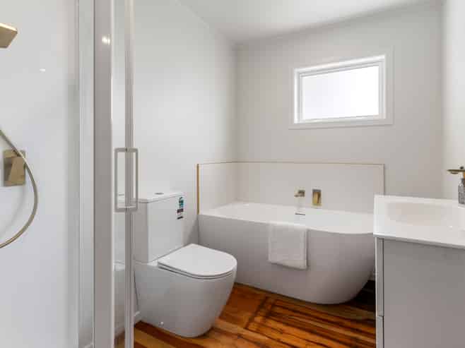 1/83 Carlisle Road, Browns Bay