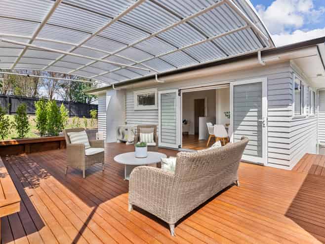 1/83 Carlisle Road, Browns Bay