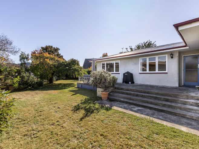 4 Avon Terrace, Taradale