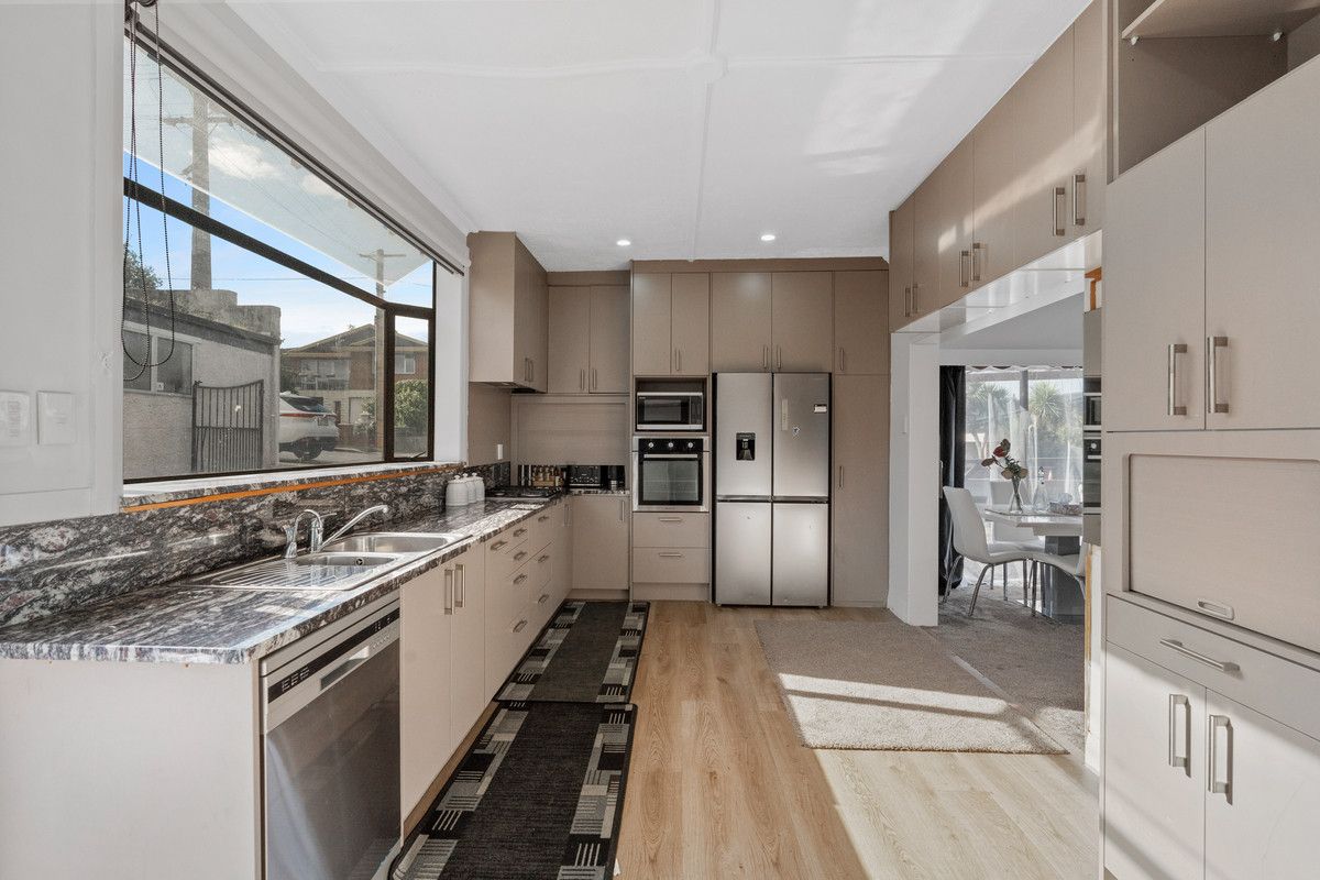 Amazing Choices Available - Widok 2