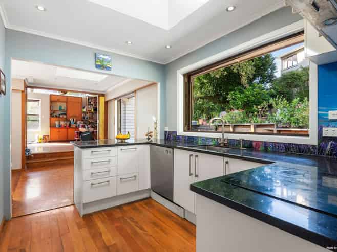 6 Gunson Road, Mount Wellington