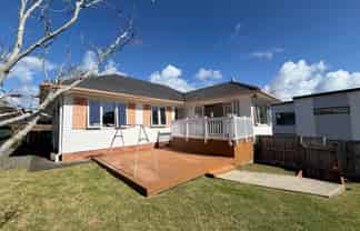 42A Blakeborough Drive, Forrest Hill