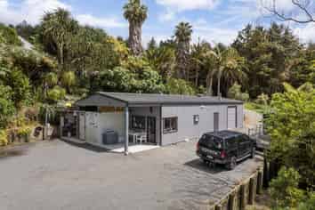 Basecamp - rare business and lifestyle package