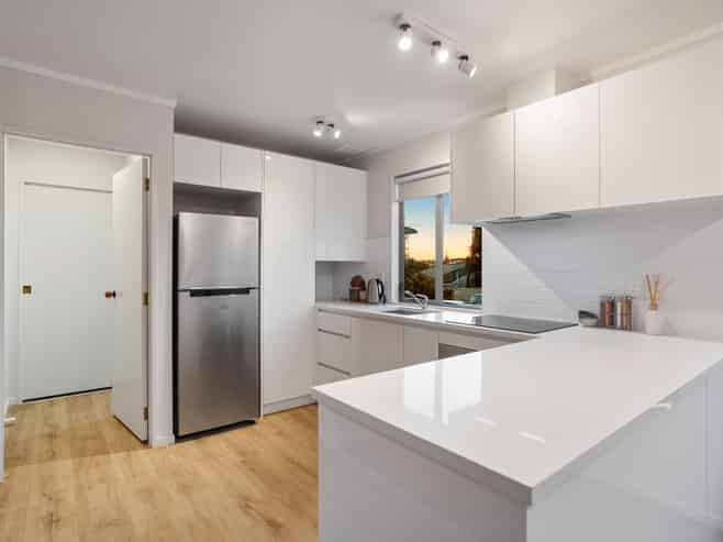 159 Chivalry Road, Glenfield