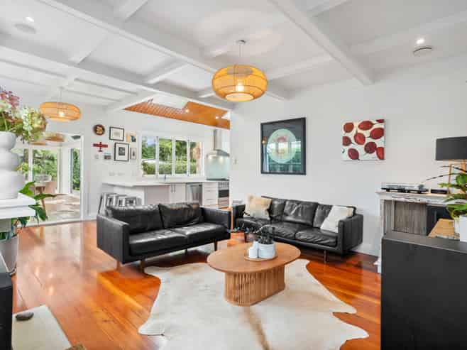 52 Springleigh Avenue, Mount Albert