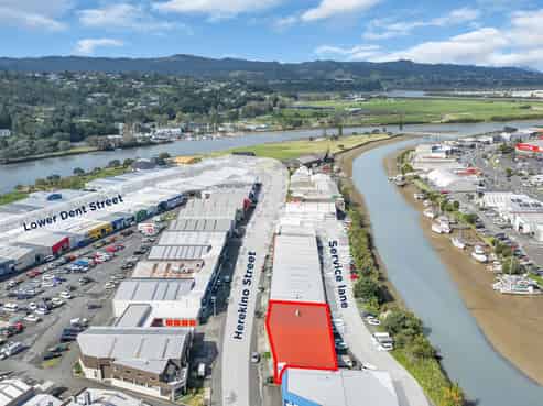 Multi‑tenanted CBD fringe investment