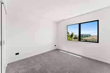 2/44 Drake Street, Howick