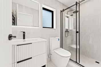 2/44 Drake Street, Howick