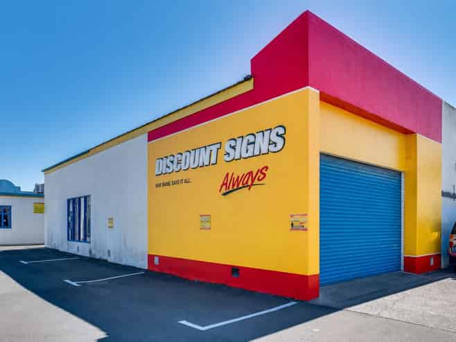 Central storage or workshop tenancy