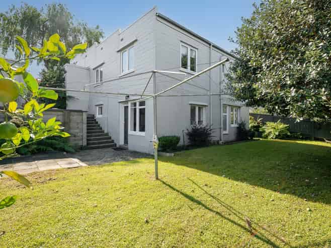 32 Paine Street, Judea