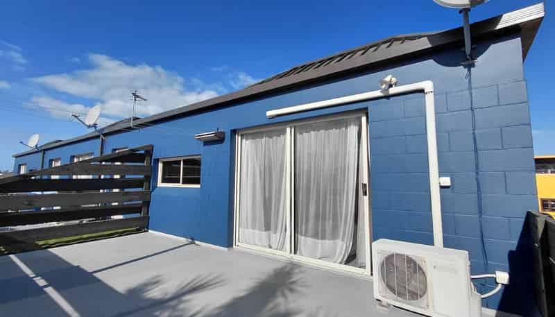 1/8 Straven Road, Riccarton