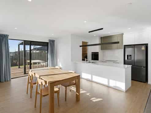 10 Longfields Road, Lincoln