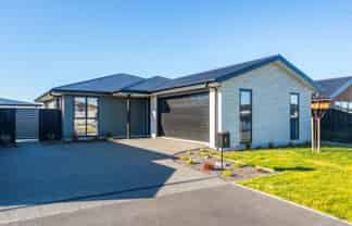 10 Longfields Road, Lincoln