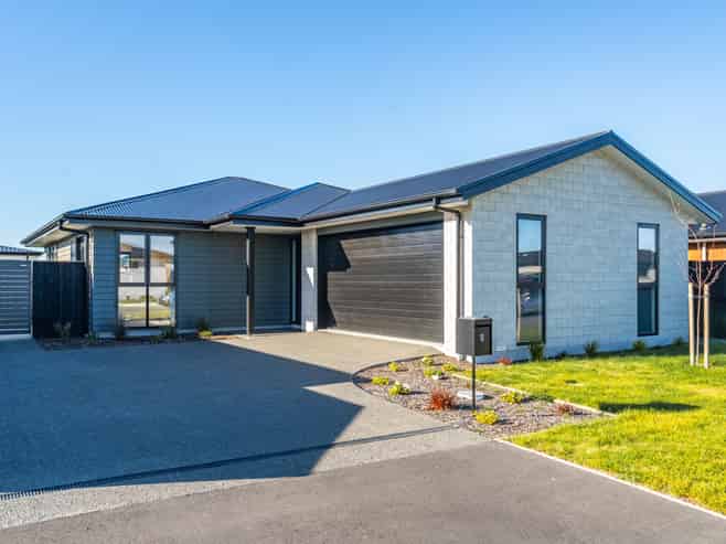 10 Longfields Road, Lincoln