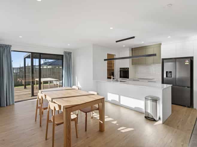 10 Longfields Road, Lincoln