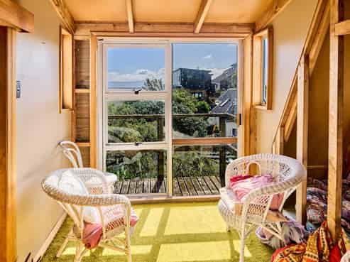 9 Nikau Street, Eastbourne