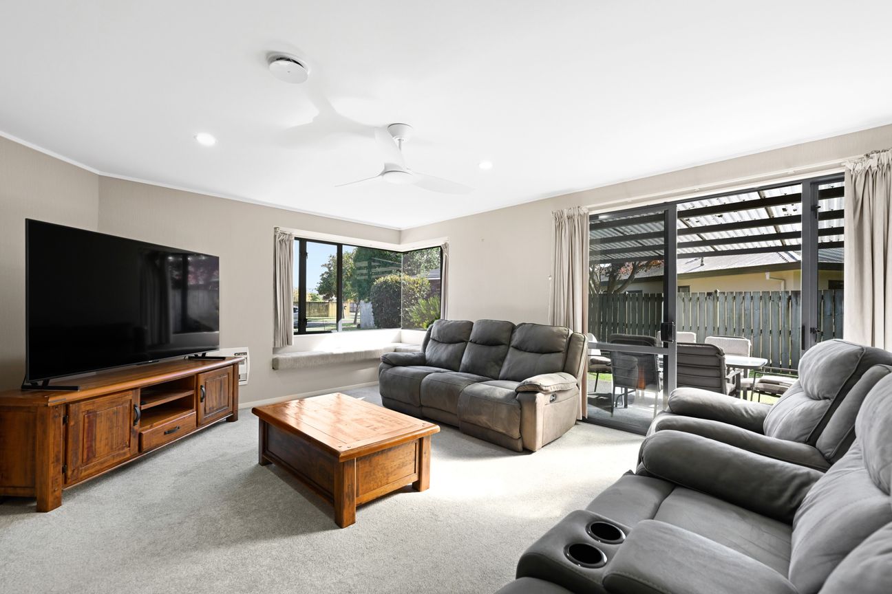 Outstanding Entry-Level Opportunity - Vista 2