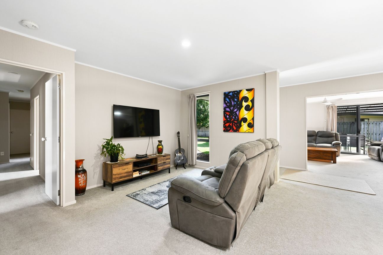 Outstanding Entry-Level Opportunity - Vista 4