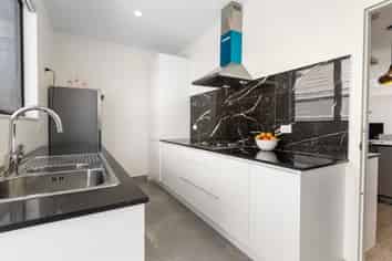 45 Johns Creek Crescent, Silverdale