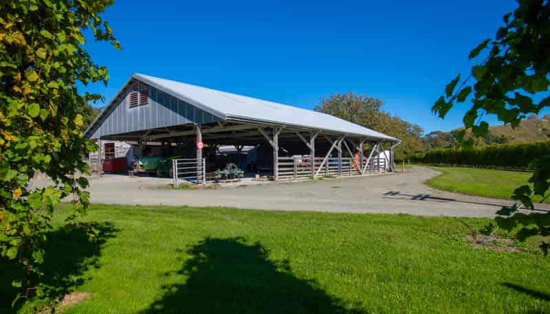 139 Taurau Valley Road, Manutuke