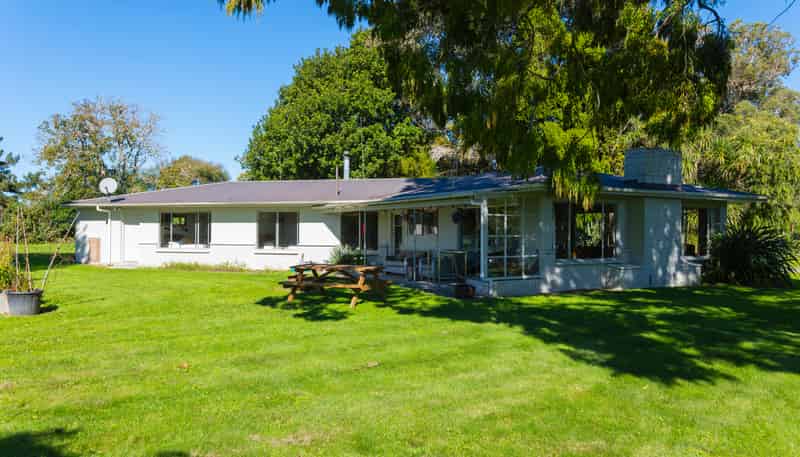 139 Taurau Valley Road, Manutuke