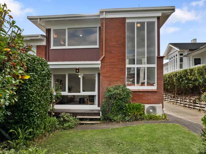 2/32 Turama Road, Royal Oak