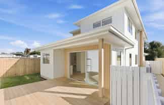 2/69A Cameron Road, Te Puke