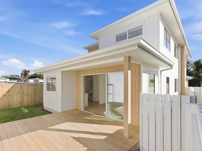 2/69A Cameron Road, Te Puke