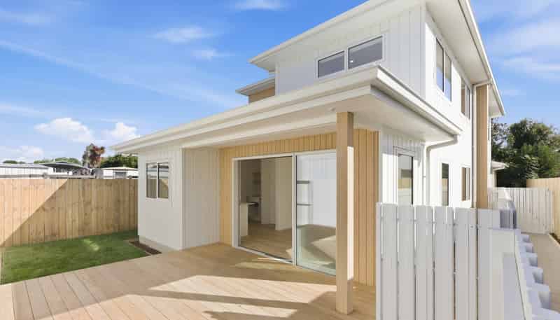 2/69A Cameron Road, Te Puke