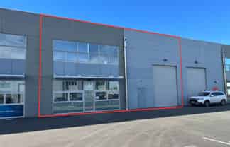 Quality warehouse and offices