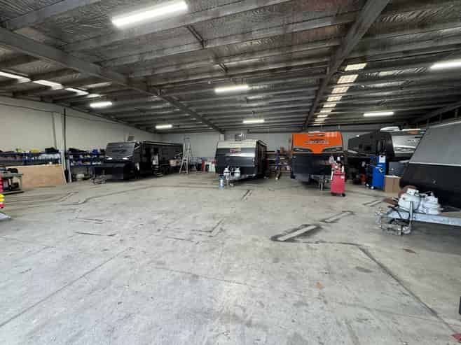 Warehouse – Yard – Profile