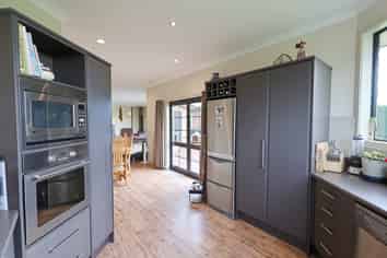 203 Pomona Road East, Makarewa