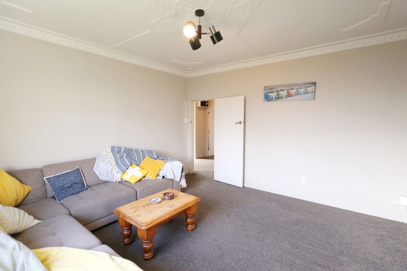 Smart Start or Savvy Investment on Conon Street! - Повеќе