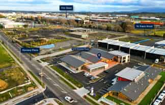 Modern tenancy within new complex