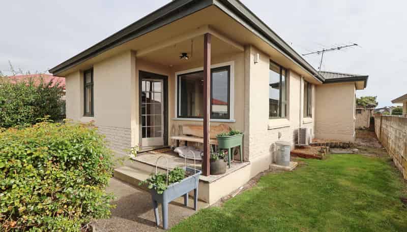 123 Queens Drive, Richmond