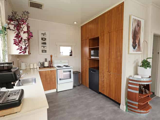 123 Queens Drive, Richmond