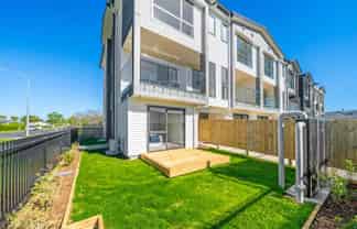 Lot 4/20 Marr Road, Manurewa