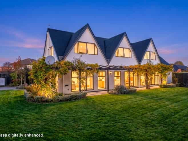 11 Millcroft Place, Parklands