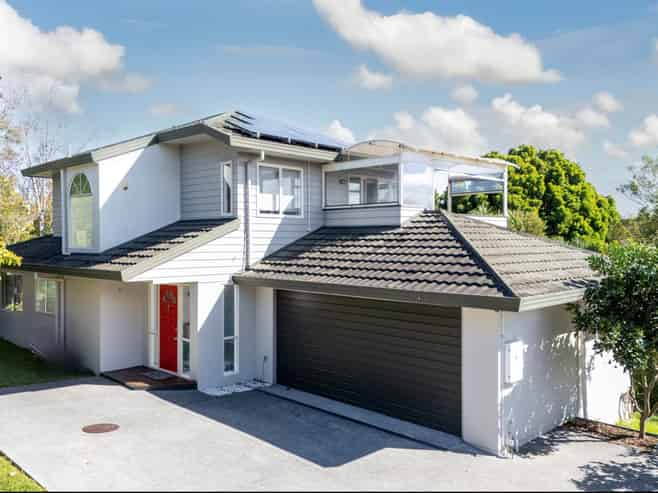 7b Wairere Road, Torbay