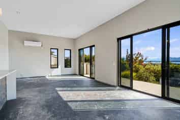 23 Cheshire Place, Stoke