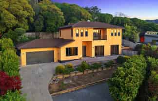 23 Cheshire Place, Stoke