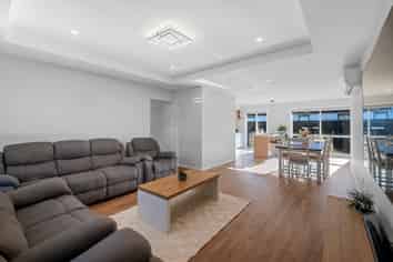 6 Larissa Road, Halswell