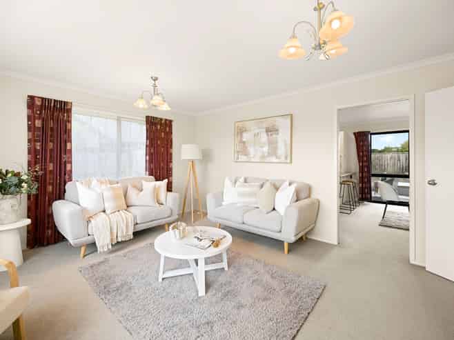 3 Azure Place, Huntington